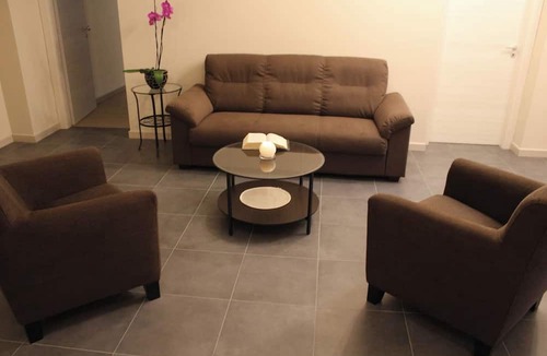 Corigliano Calabro House | Room-camelia - Stanza Matrimoniale - B&b