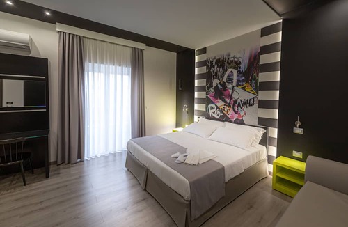 Trinitapoli House | Holygold Suite