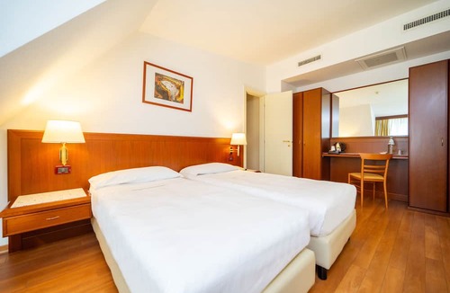 Roges Hotel | Hotel Europa