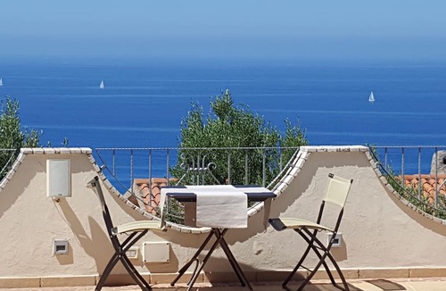 Scalea Bed & Breakfast | La Suite del Faro
