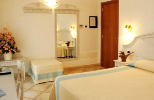Porto San Paolo Hotel | Hotel Castello di Tavolara