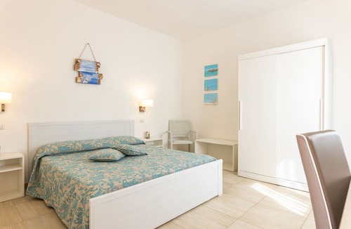Posto Rosso Bed & Breakfast | Stella Marina B&B