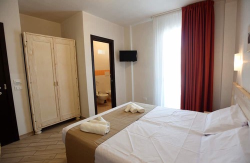 Torre dell'Orso Bed & Breakfast | Camere Le vie di Omero