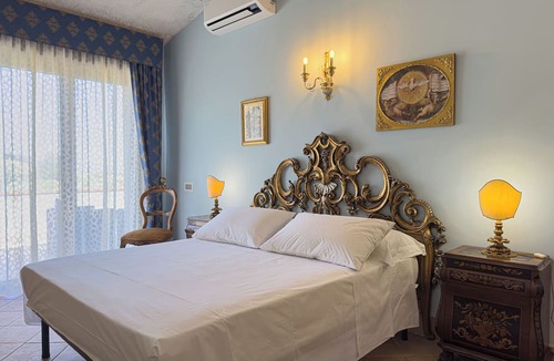 Guglionesi House | Relais Casale Corvo