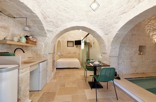 Monopoli Bed & Breakfast | Lamarossa Trulli & Suites
