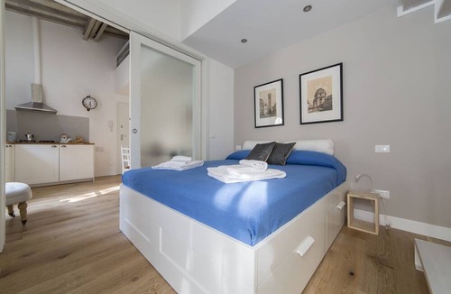 Santa Maria Novella Apartment | Delightful apartment with mezzanine for 4 people, ideal for those who want to visit the city center