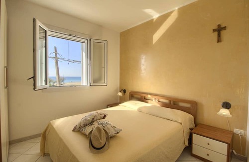 Posto Vecchio Apartment | Front Beach Posto Vecchio 1