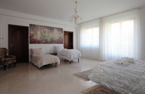 Roseto Valfortore Villa | Luxury Private Mountain Villa with Pool & Beautiful Views in Puglia