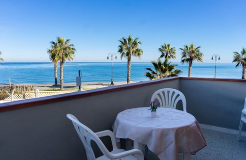 Marina di Mandatoriccio House | residence devi