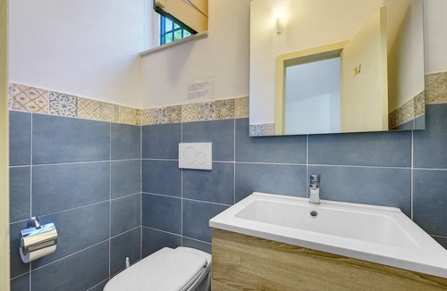 Agerola Apartment | Apartment 'Bella Veduta Sun' with Balcony, Sea and Mountain View