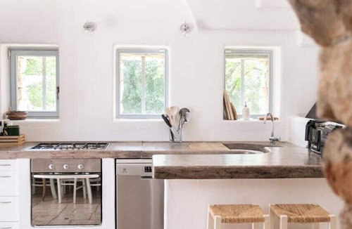 Ceglie Messapica Villa | Trullo Melograno - Four Bedroom Villa, Sleeps 8