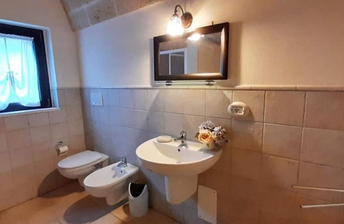 Cisternino Apartment | Apartment 'Lamia Pieranna' with Private Pool, Wi-Fi and Air Conditioning