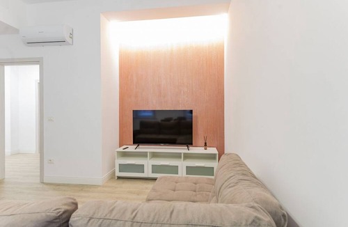 Pescara Apartment | GuestHost - Modern apartment of 85 sqm located on the first floor of a building with a lift (steps to access) perfect for 4 people.The accommodation is located in the heart of Pescara, just 10 meters from Corso Vittorio Emanuele just 7 minutes walk from