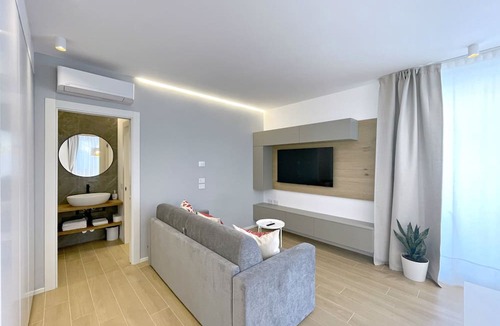 Alba Apartment | Arcioun Suite Apartment Via Bellaria