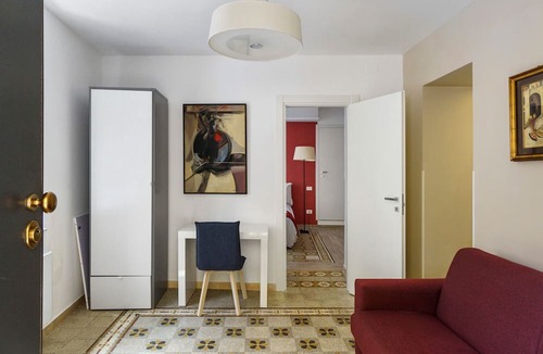 Historical Downtown Salerno Apartment | Apartment 'Casa Mia Civico14' with Wi-Fi and Air Conditioning