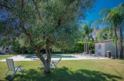 Torre Colimena Villa | Villa IslaMaris con Piscina nel Boomerang Village a Torre Colimena