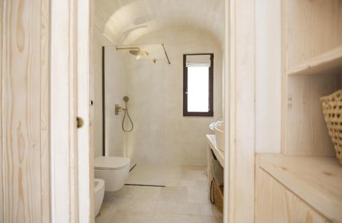 Latiano House | Trullo NiDo suite con piscina in comune