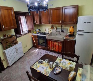 Sasso di Castalda House | Il girasole