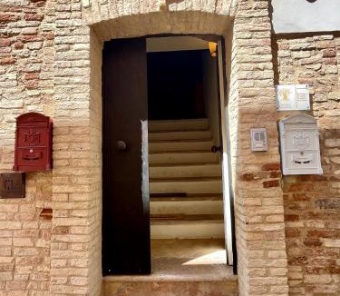 Serracapriola House | Dimora Intra Alborgodiffuso, Casa design nel borgo medioevale di Serracapriola