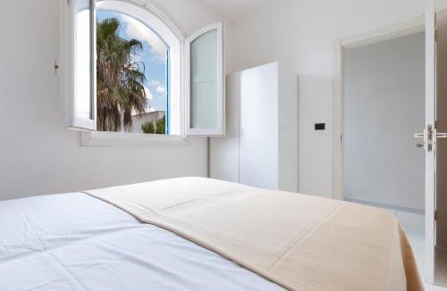 Baia Verde House | Villetta Prisma by BarbarHouse