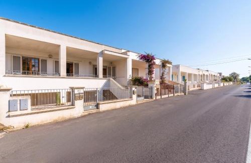 Marina di Mancaversa House | Annamaria House by BarbarHouse