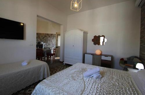 Muro Leccese House | La CASETTA DEL BORGO di Palazzo Muro Leccese Relais de Charme e Wellness