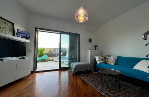 San Cataldo House | All'Antico Molo Sea View Villa
