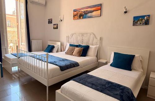 Bari City Centre Apartment | Holiday House Savoia