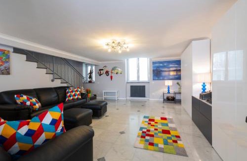 Chiaia Apartment | Una terrazza a Chiaia