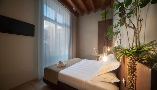 Antica Dimora Luxury Rooms - Meridia Collection
