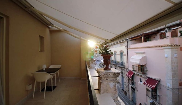 Hotel Porta Reale
