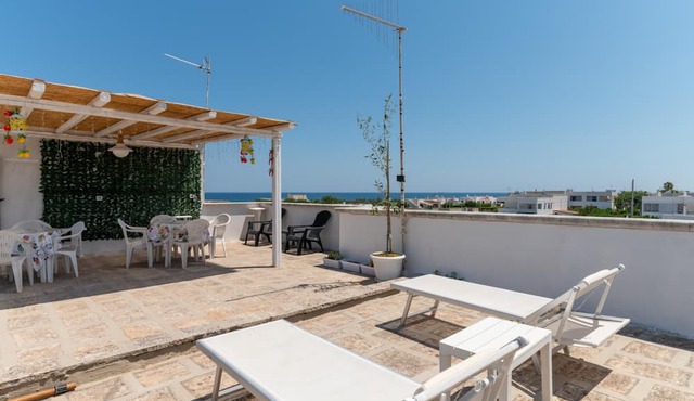 The Wind Rose Apartment