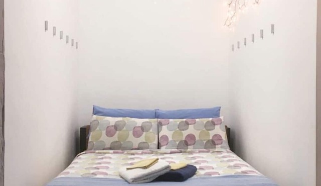 Just minutes from the city, perfect for everyone—including families with kids (play area)