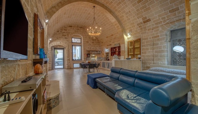 Apartment 'San Leonardo Apartments - Suite' with Wi-Fi