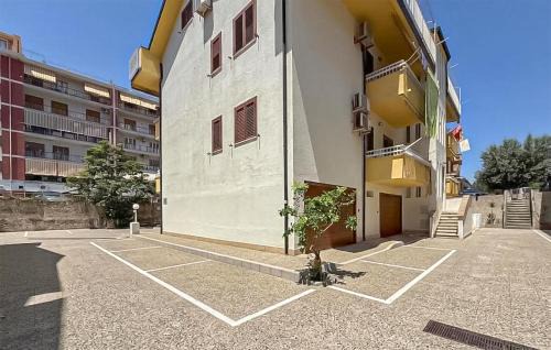 Amazing Apartment In Paola With Wifi