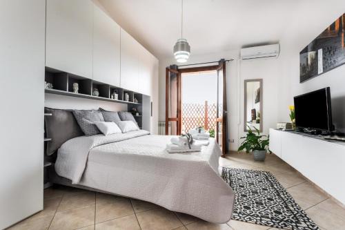 Bijou Holiday Home