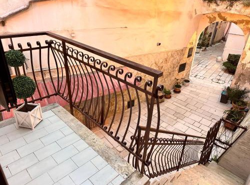 La Casa dell' Arco