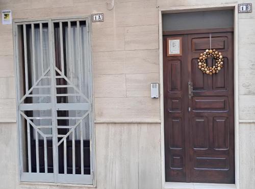 A Casa Vostra-casa indipendente con wifi e terrazzo,2 bagni,2 camere a due passi dal centro
