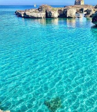 Bari rooms on the sea